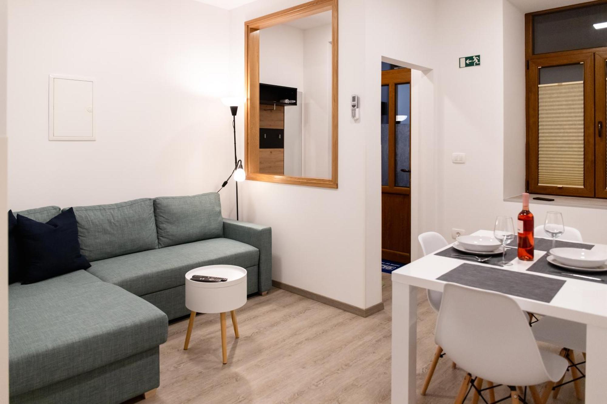 Oliver Street Apartment Vipava Exterior foto