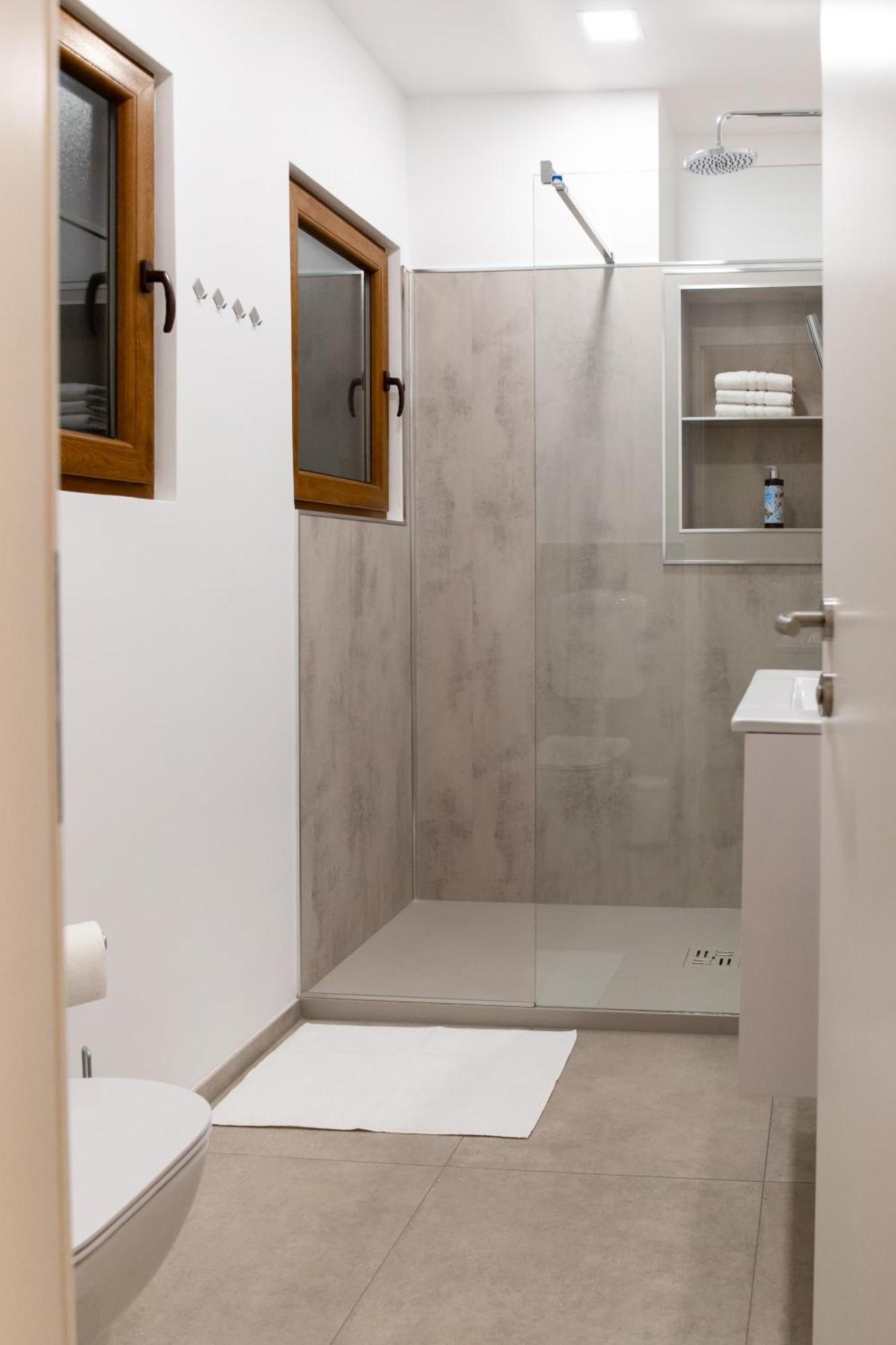 Oliver Street Apartment Vipava Exterior foto